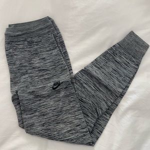 Nike Dri-Fit Pants (Size SMALL)